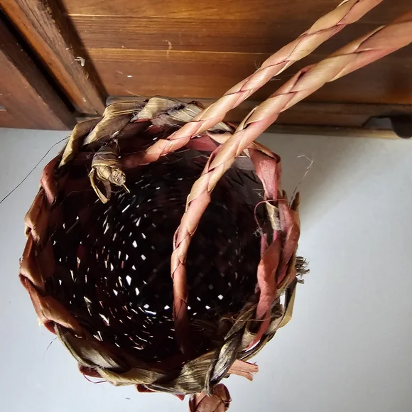 Handwoven Vintage New Zealand Flax Multicolor Wine Holder Bag - Picture 5 of 6